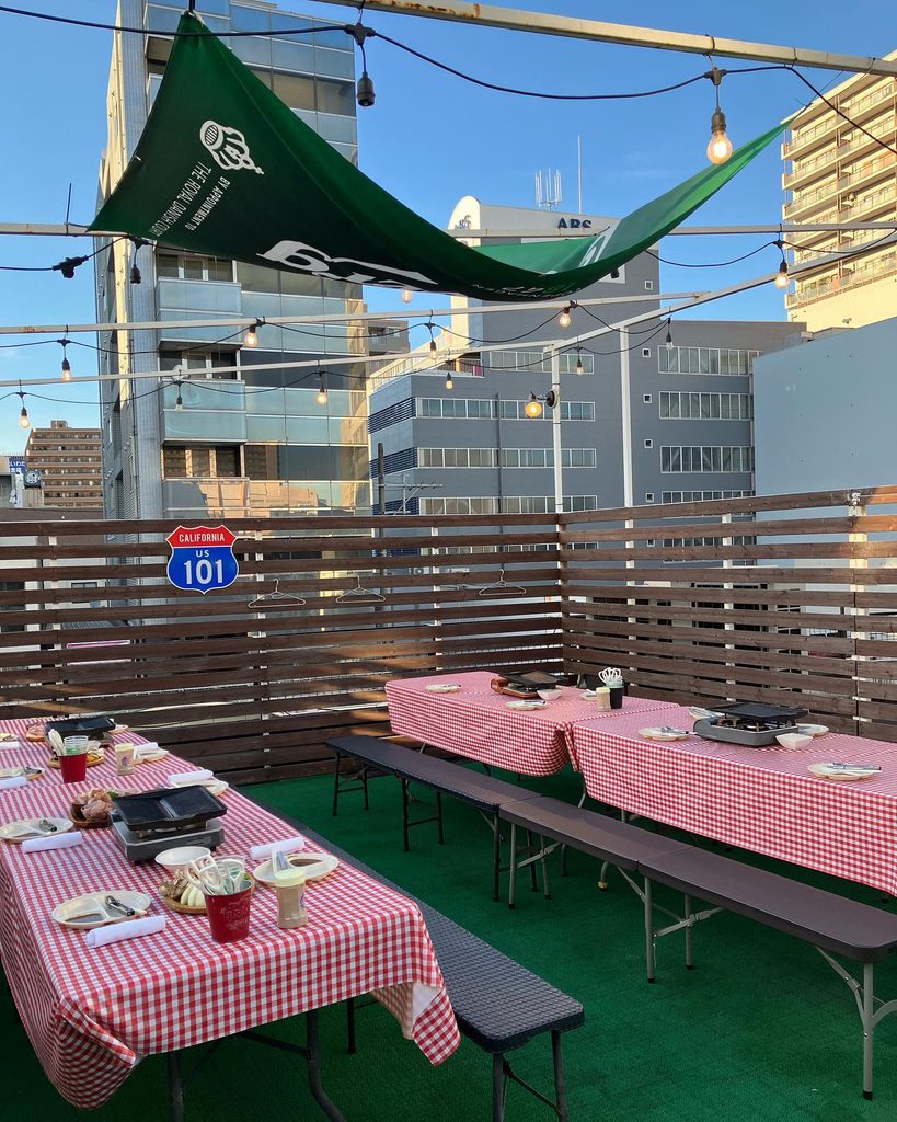 LEADER神明町店