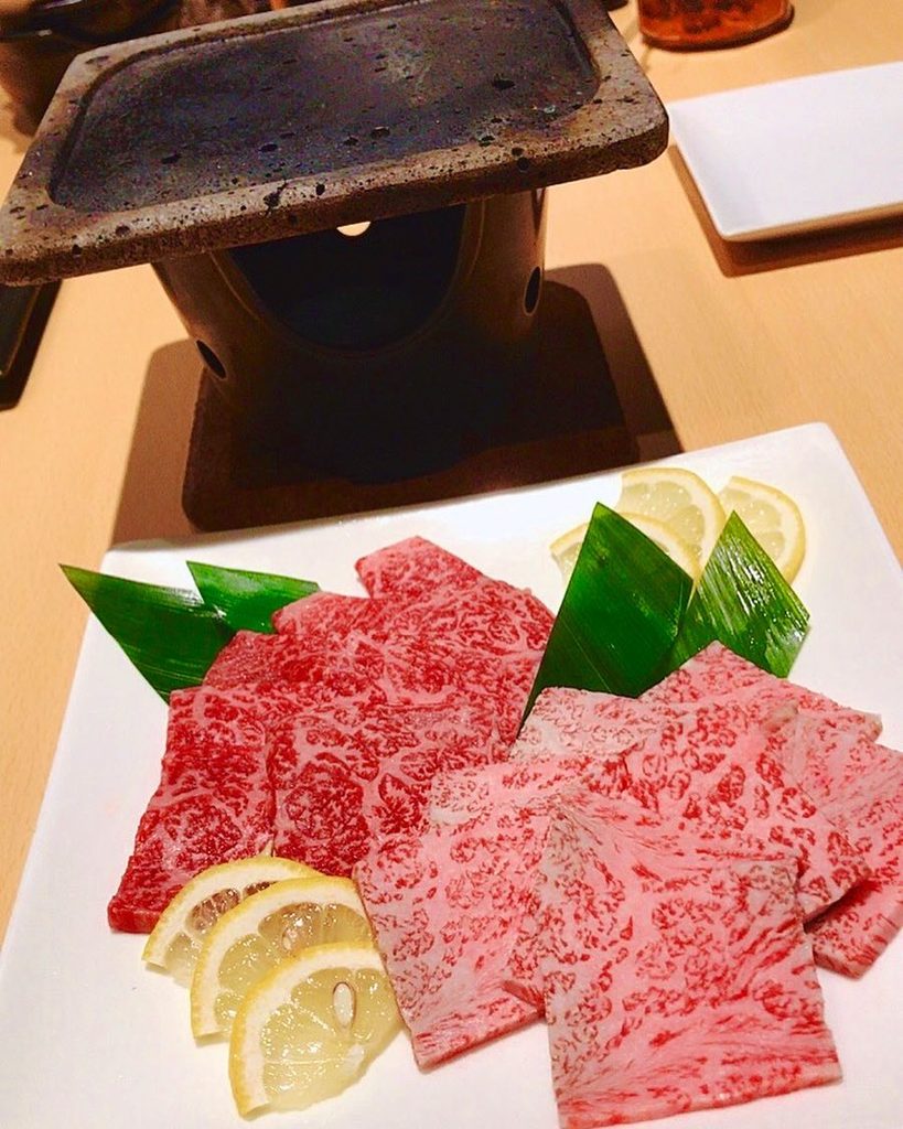 富士溶岩石居酒屋 頂